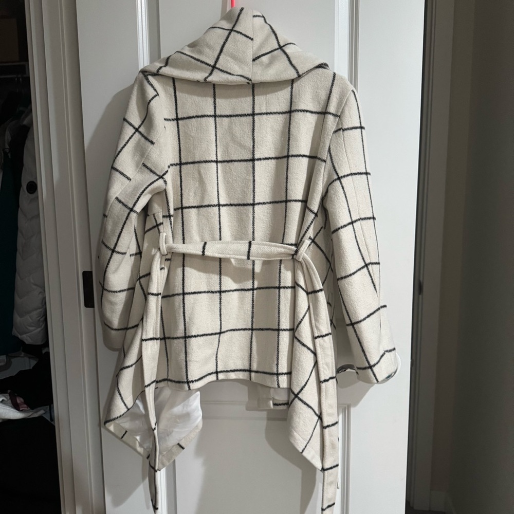 Prairie Check Rabato Coat - Picture 2 of 12